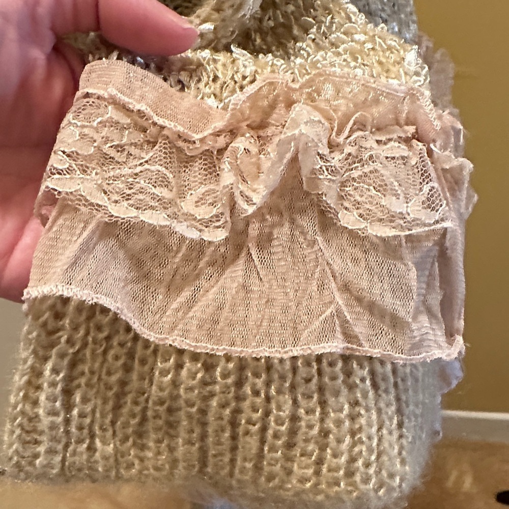 Gorgeous Beige Ruffled Knit Cardigan Sweater Mid-Thigh Boho Fringe Open Front - Picture 9 of 11